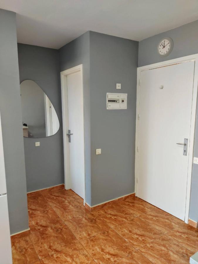Sea View Apartment In Паталавака Екстериор снимка